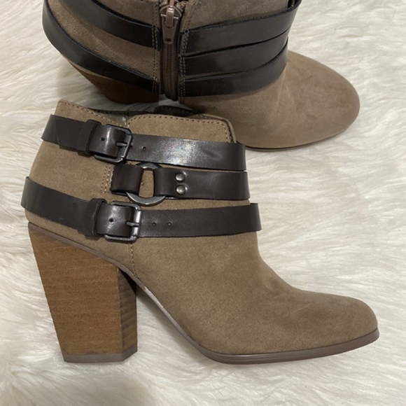 Carlos Santana booties size‎ 7 - Picture 1 of 12